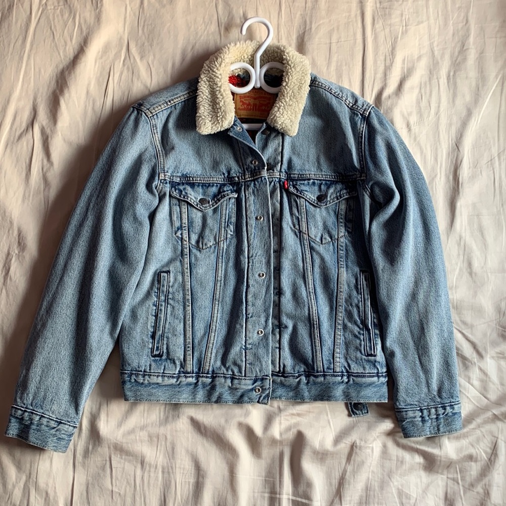 Levi Sherpa lined jean jacket
